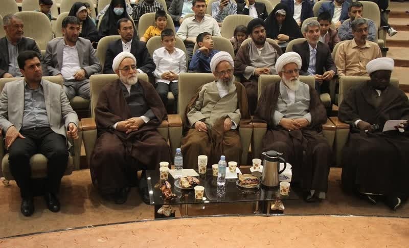 حضور مردم و مسئولین