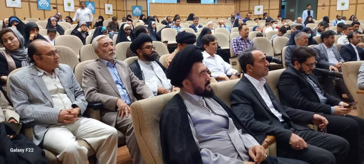 حضور مردم و مسئولین
